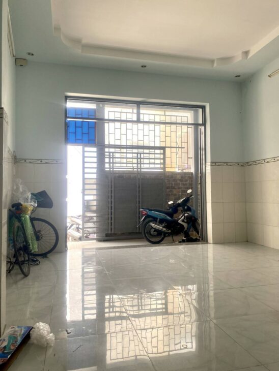 BÁN NHÀ TRƯƠNG THỊ HOA – NGAY SIÊU THỊ METRO – XE HƠI TỚI NHÀ – HẺM THÔNG TỨ TUNG – 4.7X12 – GIÁ