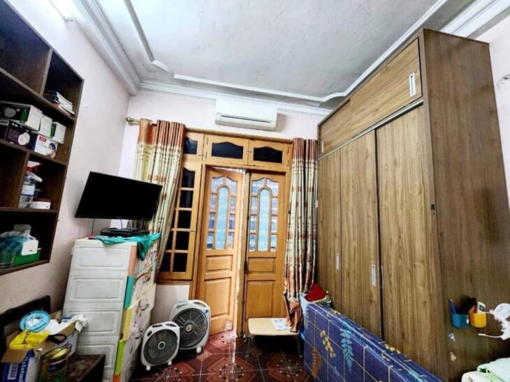 BÁN NHÀ DÂN XÂY PHỐ CỔ HÀ ĐÔNG, DT 43 M2 X 4 NGỦ, KHUNG CỘT BÊ TÔNG CHẮC CHĂN, GẦN PHỐ CHÍNH, TIỆN