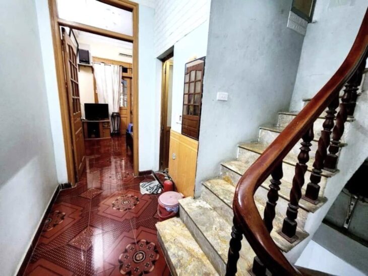 BÁN NHÀ DÂN XÂY PHỐ CỔ HÀ ĐÔNG, DT 43 M2 X 4 NGỦ, KHUNG CỘT BÊ TÔNG CHẮC CHĂN, GẦN PHỐ CHÍNH, TIỆN