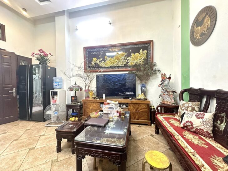 ĐỘI CẤN – BA ĐÌNH 40M2 X5T – MT6M – 7.5TỶ – GẦN PHỐ – NGÕ 3 GÁC QUAY ĐẦU