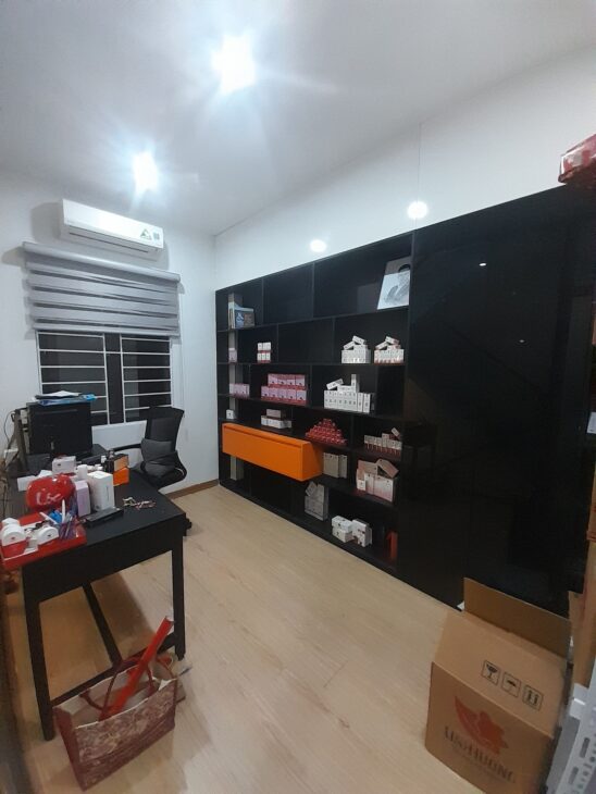 BÁN NHÀ VĂN QUÁN HÀ ĐÔNG, GẦN PHỐ PHÂN LÔ OTO TRÁNH, 5T MT4.3 TẶNG NỘI THẤT, GIÁ 12.X TỶ