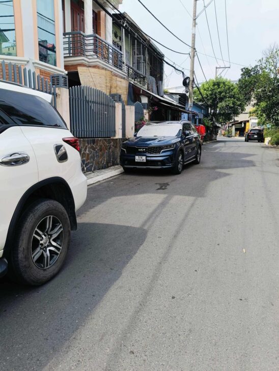 BÁN BIỆT THỰ MINI HIỆP THÀNH – HẺM THÔNG THOÁNG – 80m2 – CÓ SÂN ĐỂ XE – 4.9 tỷ.