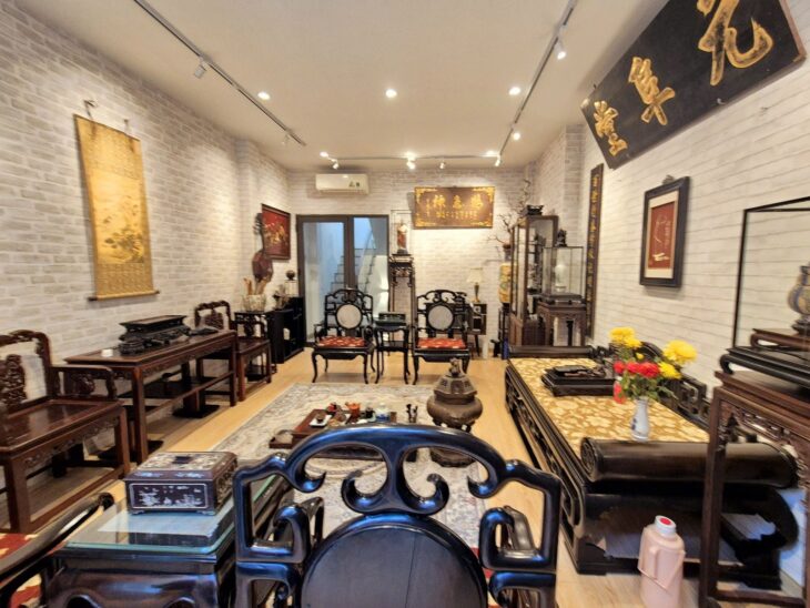 BÁN NHÀ VĂN QUÁN HÀ ĐÔNG, GẦN PHỐ PHÂN LÔ OTO TRÁNH, 5T MT4.3 TẶNG NỘI THẤT, GIÁ 12.X TỶ