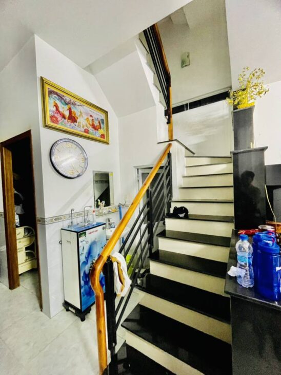 SIÊU HOT QUẬN 12 – NHÀ 3 TẦNG – VỊ TRÍ ĐẸP – HẺM XE HƠI 6M THÔNG TÂN THỚI HIỆP 20 – GIÁ TỐT CHỈ