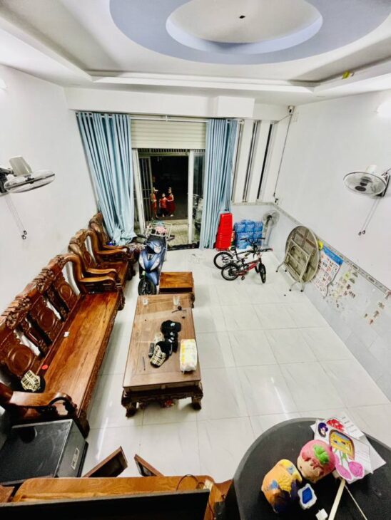 SIÊU HOT QUẬN 12 – NHÀ 3 TẦNG – VỊ TRÍ ĐẸP – HẺM XE HƠI 6M THÔNG TÂN THỚI HIỆP 20 – GIÁ TỐT CHỈ