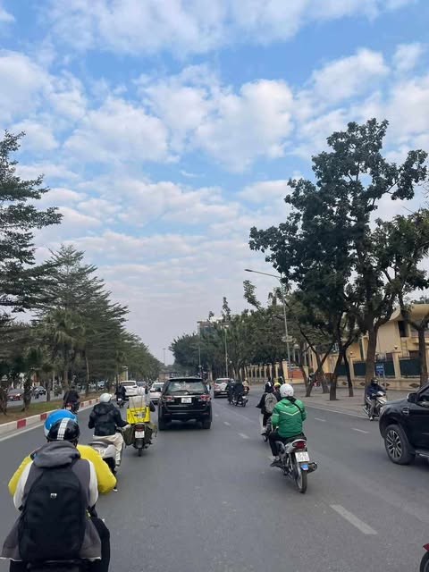 TOÀ VĂN PHÒNG – VỊ TRÍ KIM CƯƠNG, HOÀNG QUỐC VIỆT – CẦU GIẤY: 86M, 8T, MT: 5M, GIÁ 39 TỶ