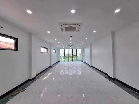 TOÀ VĂN PHÒNG – VỊ TRÍ KIM CƯƠNG, HOÀNG QUỐC VIỆT – CẦU GIẤY: 86M, 8T, MT: 5M, GIÁ 39 TỶ