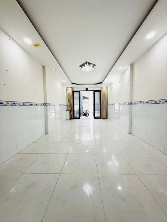 SIÊU PHẨM NHÀ 2 TẦNG, QUẬN 12 – HẺM Ô TÔ, SÁT GÒ VẤP – CHỈ NHỈNH 3 TỶ.