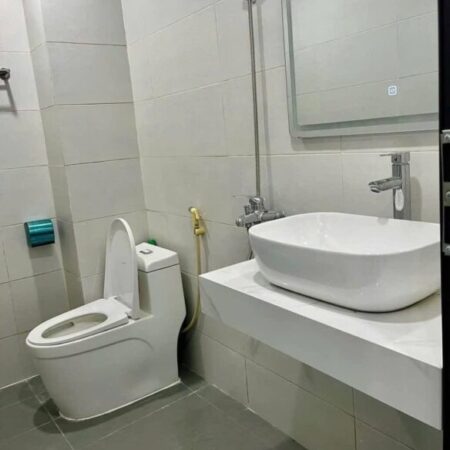 BÁN NHÀ PHỐ CỐ NGỌC LÂM 33M2 * 5 TẦNG * 7.5 TỶ , WIEU HỒ TAI TRÂU