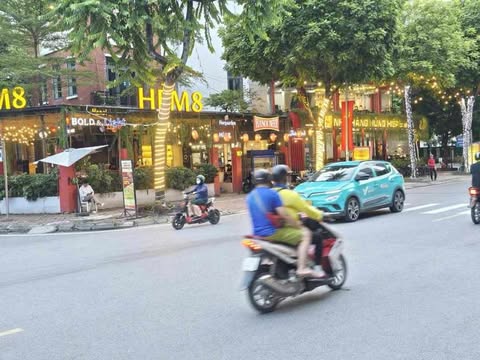 MẶT PHỐ NGUYỄN VĂN LỘC, 2 MẶT TIỀN, NGÃ TƯ ĐẮC ĐỊA: 114M, 4T, MT: 4.6M, 56 TỶ