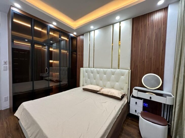 Trung tâm Ba Đình – lô góc 6 tầng thang máy – ô tô đỗ cửa – 53m nhỉnh 15 tỷ