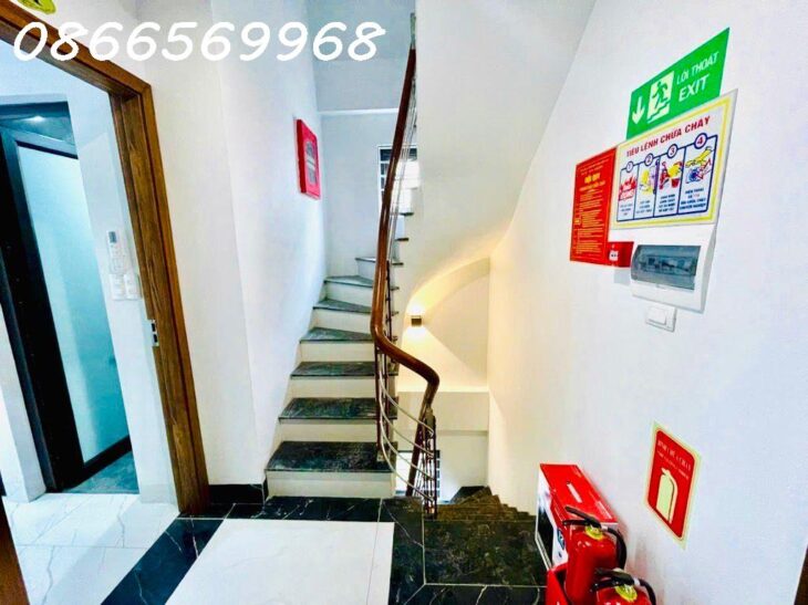 TÒA CHDV ĐƯỜNG CẦU GIẤY, LÔ GÓC 54M, MT 5.4M, 16 PHÒNG KK, NGÕ NÔNG, 16.78 TỶ