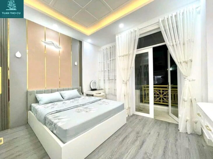 Bán nhà Tam Trinh, Ô Tô đỗ cổng, 30m ra Phố, Thiết Kế Đẹp, 5 Ngủ, 36/50m2, Nhỉnh 5 tỷ
