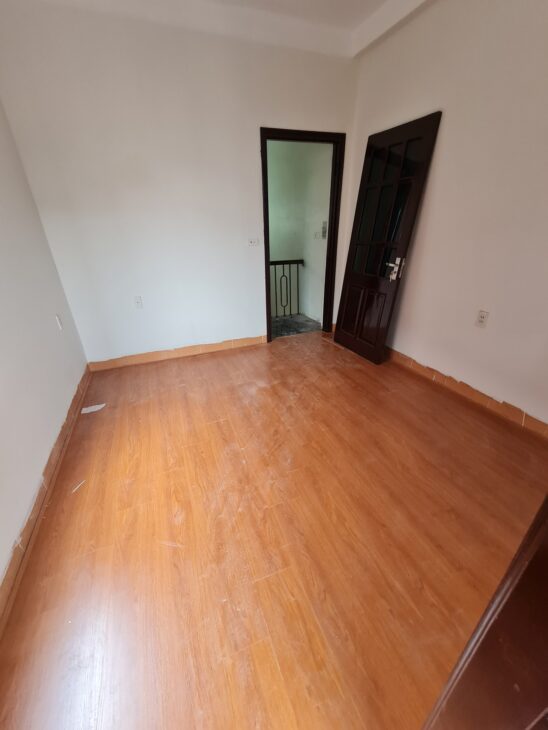 NHÀ ĐẸP TÂY HỒ, NGÕ THÔNG, NÔNG GẦN Ô TÔ, GẦN HỒ TÂY LỘNG GIÓ (CHỈ 7.X TY)