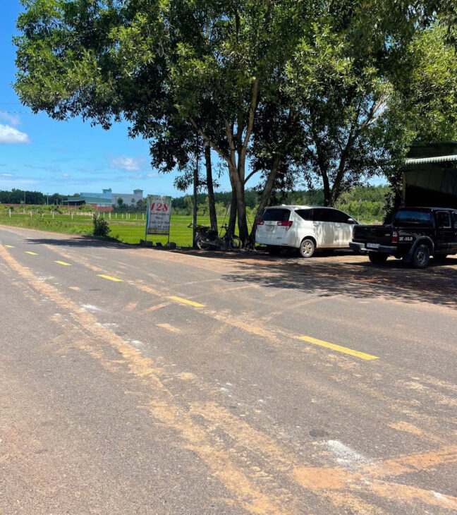 ĐẤT ĐẸP MẶT TIỀN NHỰA DT781 – ĐẦU TƯ SINH LỜI – CHÍNH CHỦ Cần Bán Nhanh Đất