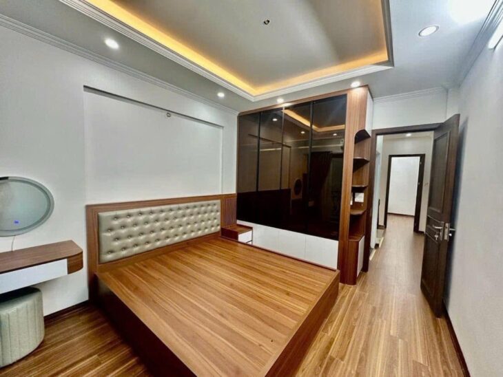 BÁN NHÀ KIM GIANG, HOÀNG MAI, Ô TÔ ĐỖ CỬA, 61S RA PHỐ, 39M2, 7.95 TỶ(CTL)