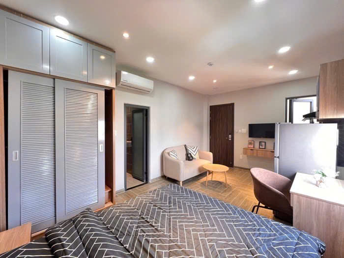 CĂN HỘ DỊCH VỤ – DÒNG TIỀN 3 TỶ/NĂM – 33 PHÒNG – THANG MÁY – HẦM – NƠ TRANG LONG – GIÁ 49 TỶ TL