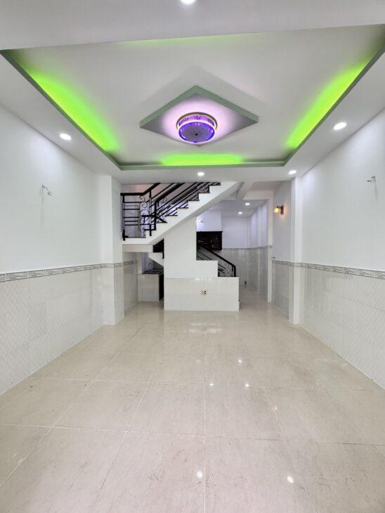 ????NHÀ ÂU DƯƠNG LÂN QUẬN 8 – 2 TẦNG MỚI ĐẸP Ở NGAY – HẺM 3 GÁC RỘNG CÁCH Ô TÔ CHỈ VÀI BƯỚC CHÂN