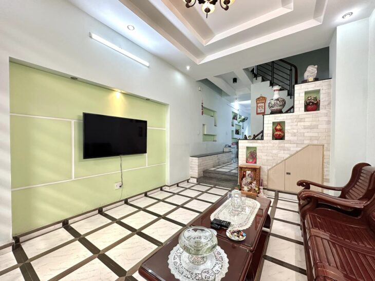 Nhà Mới 5 Tầng, 45m2 Tại Ngọc Thụy Long Biên – giá hợp lý! 0902318197