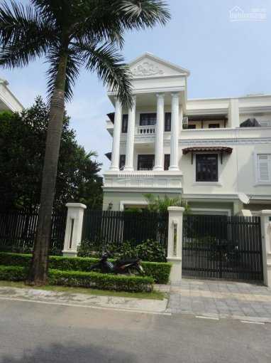 Bán biệt thự khu C Ciputra 220m2 hướng Nam view công viên 65ha cực hót