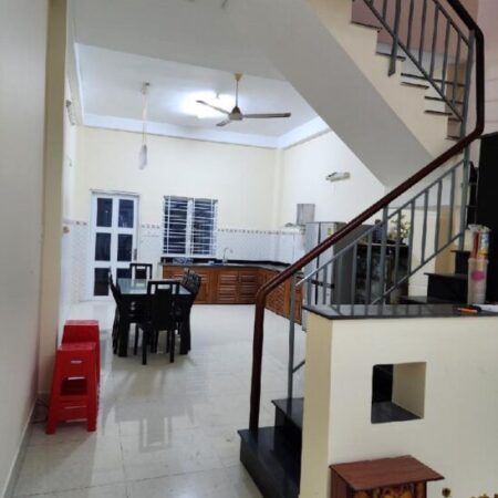 CẦN BÁN GẤP, LƯƠNG VĂN CAN [P15, Q8] DT: 106M2 (4.5X 24) 2T,2PN, 2WC CHỈ 8.2 TỶ