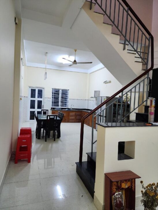 CẦN BÁN GẤP, LƯƠNG VĂN CAN [P15, Q8] DT: 106M2 (4.5X 24) 2T,2PN, 2WC CHỈ 8.2 TỶ