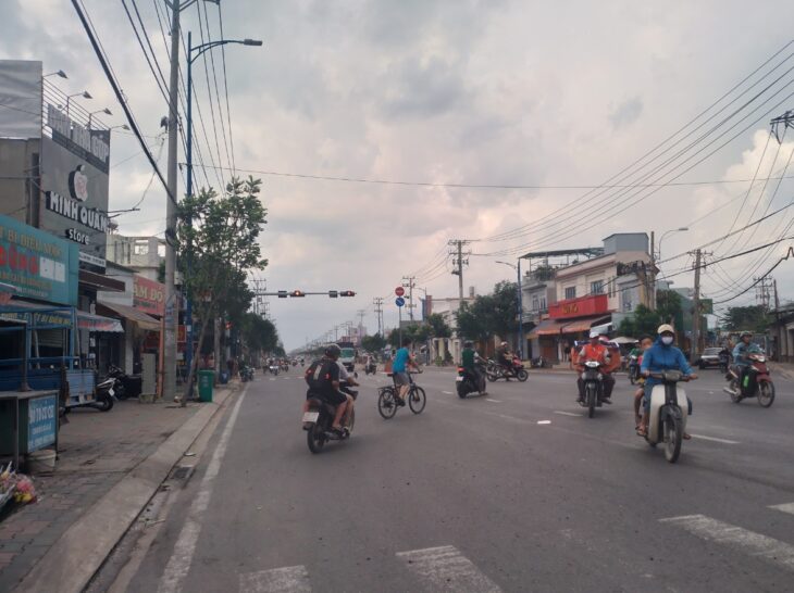 Nhà 3 tầng Mặt tiền Đặng Thúc Vịnh Hóc Môn Hồ Chí Minh 290m2 có 15 tỷ