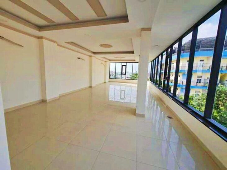 Bán Tòa Nhà 5 Tầng 88m2 có 9,5 tỷ Chợ Bùi Văn Ngữ Hiệp Thành Quận 12 Hồ Chí Minh