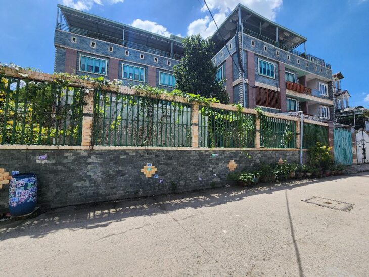 BÁN GẤP BIỆT THỰ, XƯỞNG 2 MẶT TIỀN,840M2 TIỀN ĐƯỜNG VÕ THỊ THỪA, QUẬN 12