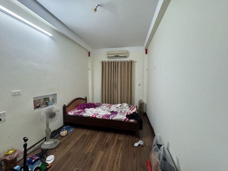 Bán nhà đẹp Nguyễn Sơn – Ô tô- Gần phố – 60m2- 10,2 tỷ ( Thương Lượng)