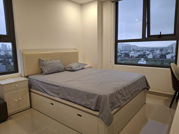 Cho thuê căn hộ tòa CT2 VCN Phước Long giá 12 triệu