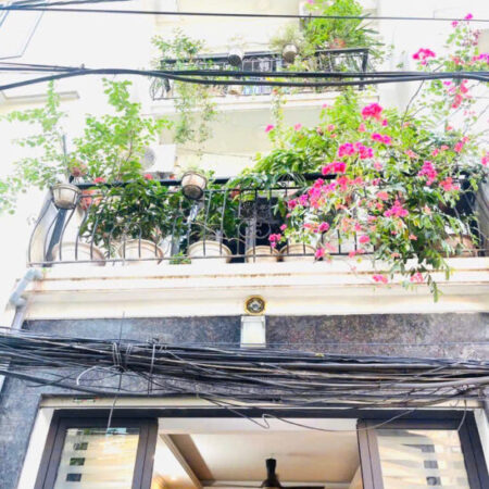 Bán nhà Nguyễn Văn cừ – Dân xây- Kinh doanh – Oto tránh – 6 tầng 65m2- 14 tỷ ( Thương Lượng)