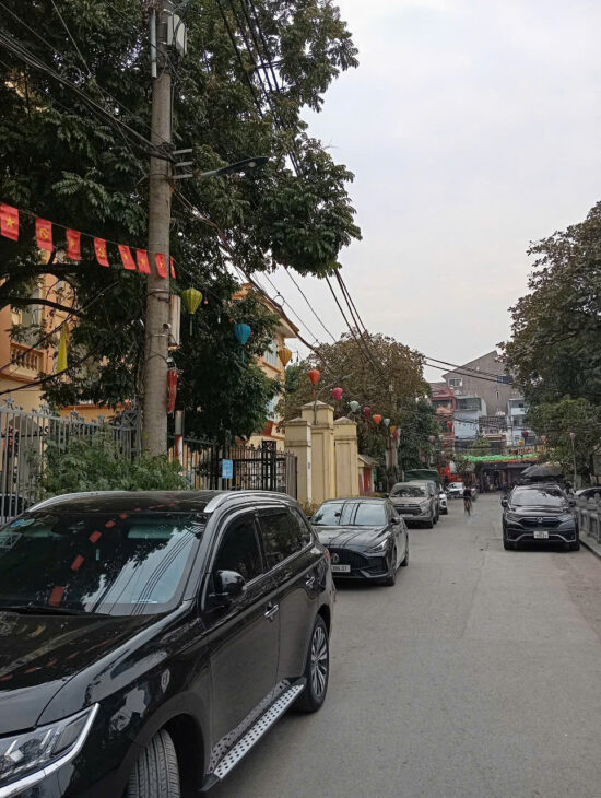 BÁN NHÀ PHỐ LỤA VẠN PHÚC, MẶT TIỀN 5m THOÁNG SÁNG RỰC RỠ, 40m, 7.4 tỷ