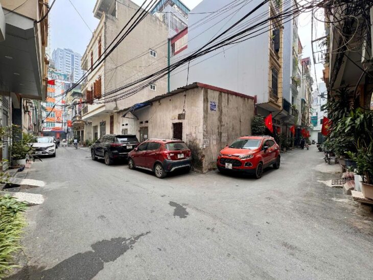 BÁN NHÀ PHỐ QUANG TRUNG, Ô TÔ NGỦ TRONG NHÀ, NỘI THẤT VIP ĐẲNG CẤP, 46m, 11 tỷ hơn