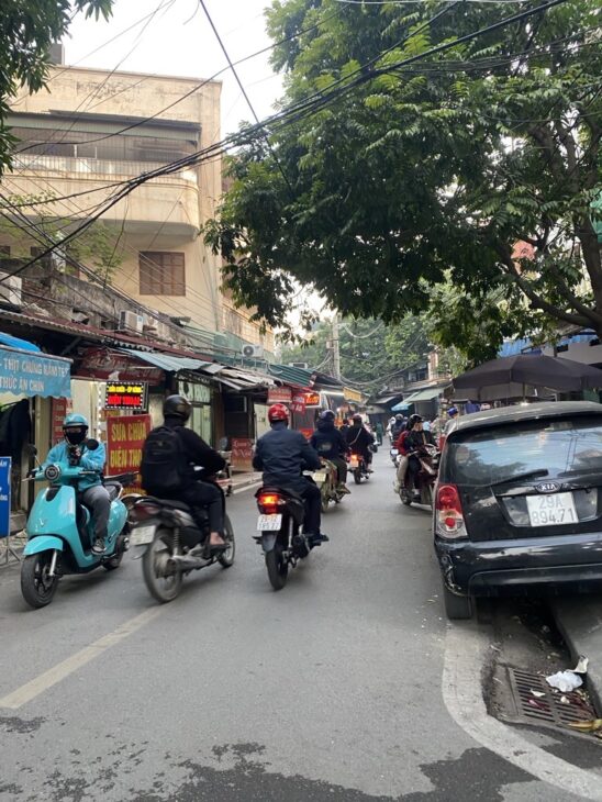 BÁN NHÀ TRẦN VĂN CHUÔNG, Ô TÔ ĐỖ CỬA, LÔ GÓC THOÁNG SÁNG, 36m, 6.5 tỷ