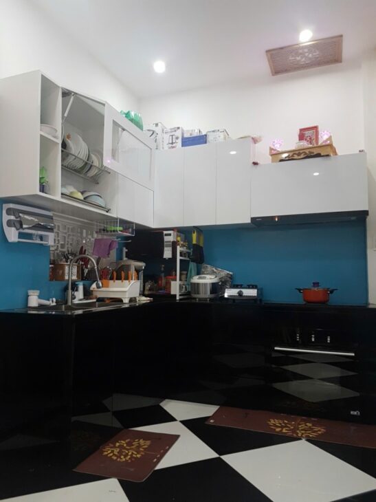 ► Nhà Kiệt Ô tô Chế Lan Viên gần Biển Mỹ Khê, 70m2, 2 tầng sạch đẹp, 5.2 tỷ