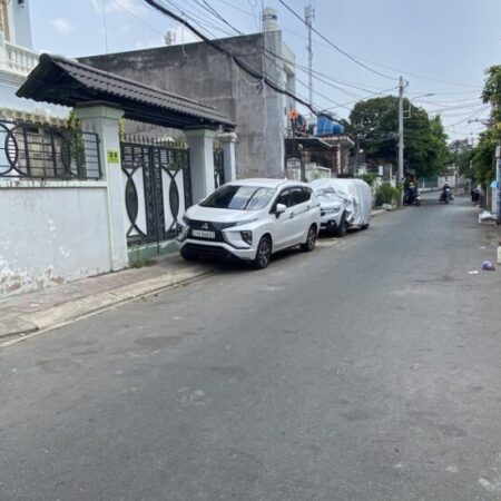 Cơ hội vàng cho người nhanh tay – Nhà đẹp, giá tốt, vị trí không thể chê nhỉnh 4 tỷ.