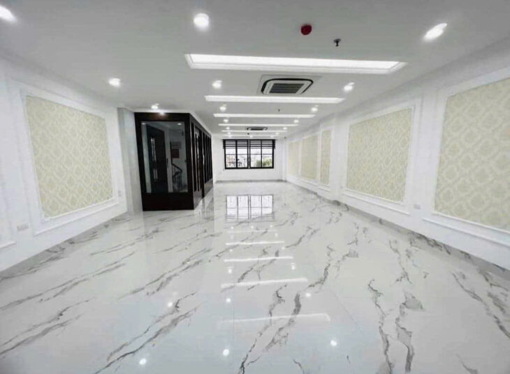 Mặt phố Hoàng Ngân 41.5 tỷ 93m2, 8T thang máy, MT6m cho thuê 100 tr/tháng mới đẹp