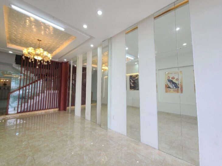 # Mặt tiền Nguyễn Hữu Thọ gần khu Bệnh Viện, 85m2, 3 tầng KD Cực tốt, nhỉnh 11 tỷ