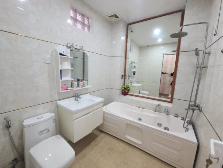 # Mặt tiền Nguyễn Hữu Thọ gần khu Bệnh Viện, 85m2, 3 tầng KD Cực tốt, nhỉnh 11 tỷ