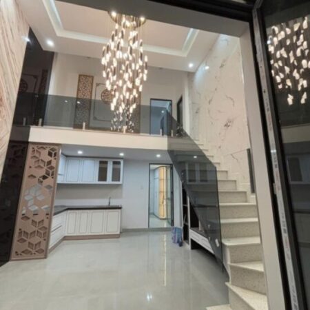 ► Nhà 2 mặt kiệt gần Trần Cao Vân, 46m2 2 tầng đẹp ở ngay, 2.55 tỷ