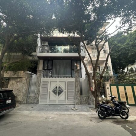 Phố Trung Hòa 130m2, 6T thang máy, 2 mặt tiền 7m trước sau view vườn hoa vỉa hè ô tô