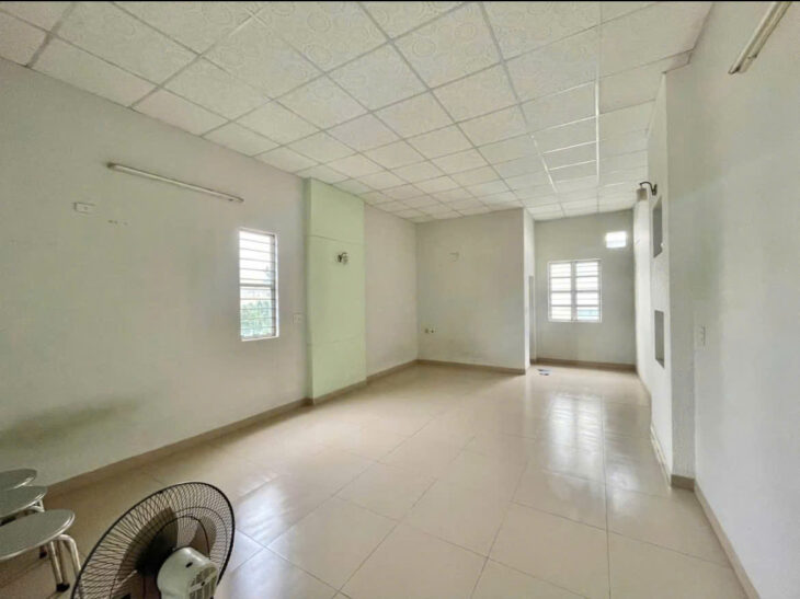 ???? CHO THUÊ NHÀ 3 TẦNG MẶT TIỀN BÀ TRIỆU – giá thấp!