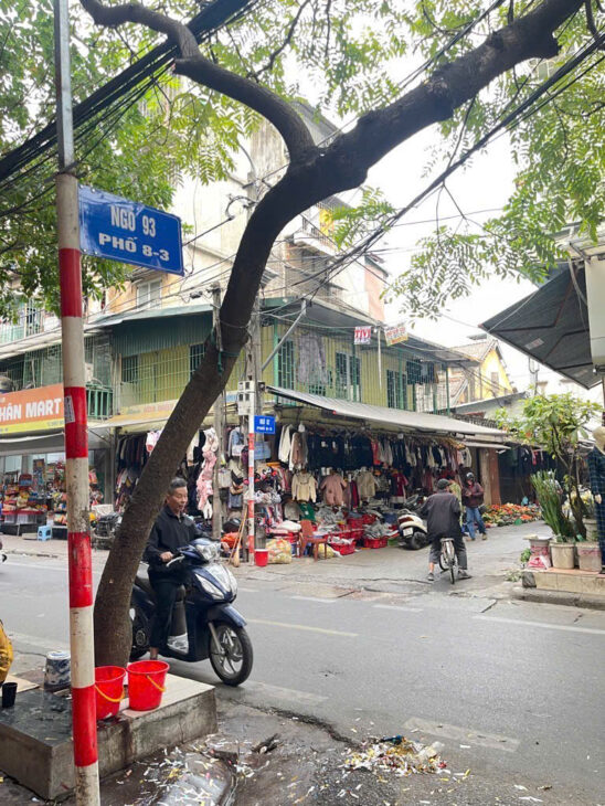 B.ÁN NHÀ VỊ TRÍ ĐẸP – MẶT PHỐ NGÕ 93 HAI BÀ TRƯNG – KINH DOANH – VỈA HÈ – Ô TÔ – Ở NGAY – HAI THOÁNG