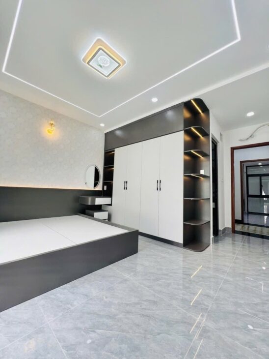 Nhà tiện xây mới hẻm xe hơi 6m, sổ vuông vức,Lạc Long Quân, Tân Bình, ngang 5.2m, 5 tầng, 6,2 Tỷ Tl