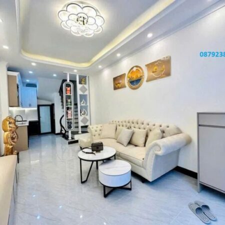 Bán Nhà Vương Thừa Vũ 33m² x 4 tầng 5.7 tỷ, phân lô quân đội, ngõ thông