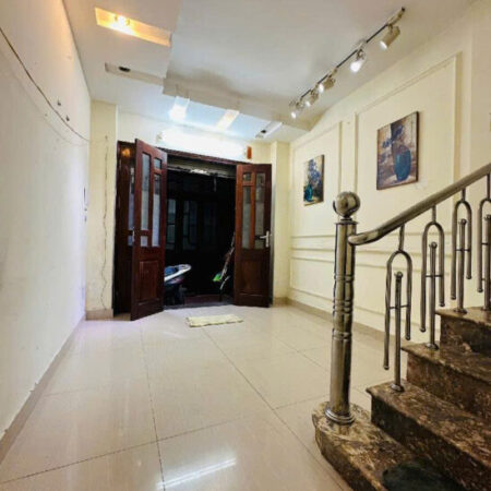 Bán nhà Hào Nam Đống Đa, Nhà Dân Xây, Tầm Giá Hợp Lí, 19mx4T, Giá: 4,85 Tỷ, Lh: 0396935190.