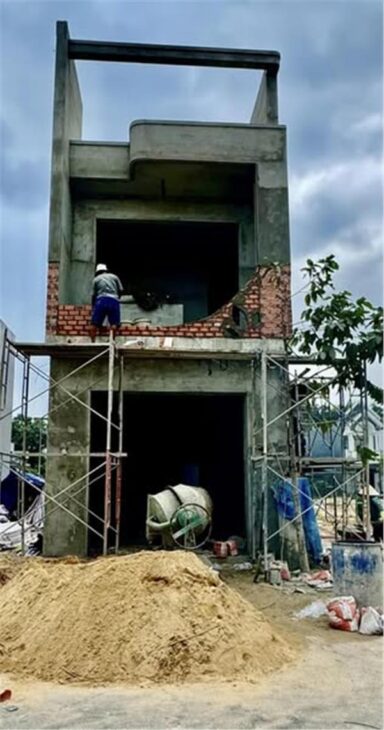 Bán Nhà 1 Lầu 1 Trệt Phường Tân Hiệp Tân Uyên – Vị Trí Đắc Địa Giá Chỉ 2.35 Tỷ