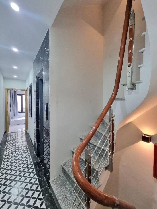 HOT Chính Chủ Bán Nhà Mễ Trì Thượng 6 Tầng Mới, Thang Máy, Khoảng 9 Tỷ Alo ngay: 0972078667