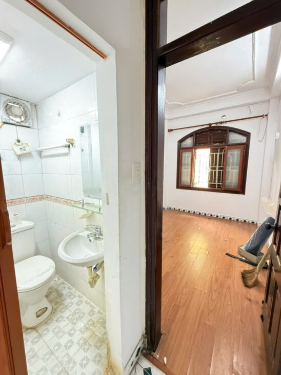 Hiếm, bán nhà riêng nguyên căn Phố Minh Khai, 22m2, 4 tầng, 2 ngủ, dân xây, giá 4.350 tỷ